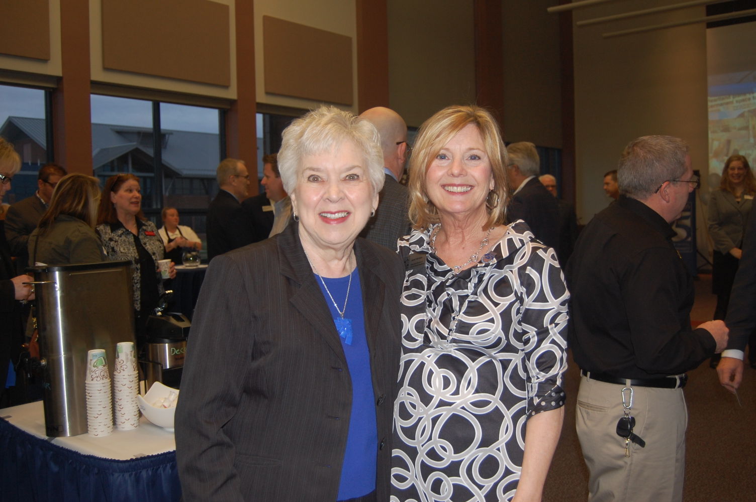 Sonja Reece, Janet Lakin